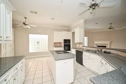 6819 Oakwood Grove, Houston, TX 77040 - Photo 6