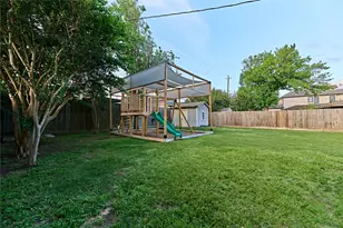 2210 Nina Lee Ln, Houston, TX 77018 - Photo 20