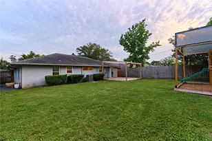 2210 Nina Lee Ln, Houston, TX 77018 - Photo 22