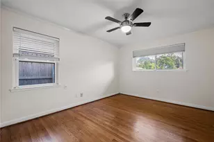 2210 Nina Lee Ln, Houston, TX 77018 - Photo 18