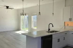 4007 King St, Houston, TX 77026 - Photo 10