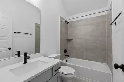 2127 Villa Bella Lane, Friendswood, TX 77546 - Photo 8