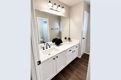 10923 Hickory Tree Court, Houston, TX 77065 - Photo 24