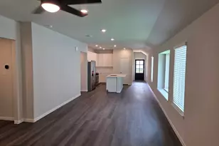 13625 Brook Trout Dr, Conroe, TX 77384 - Photo 4