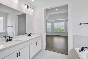 17767 Ml Mnr Dr, Montgomery, TX 77316 - Photo 32