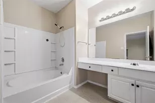 8011 Ginger Park Dr, Baytown, TX 77521 - Photo 10