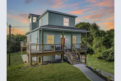 4444 Shady Lake Drive, Seabrook, TX 77586 - Photo 1