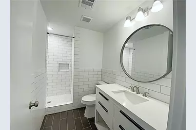 1801 Huldy St Street #D5, Houston, TX 77019 - Photo 8