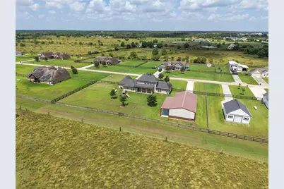 6811 Bayou Trail Drive, Alvin, TX 77511 - Photo 6