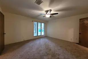 24 Greentree Ln, Conroe, TX 77304 - Photo 30