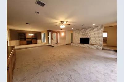 24 Greentree Lane, Conroe, TX 77304 - Photo 14