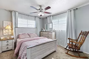 90 Live Oak, Van Vleck, TX 77482 - Photo 14