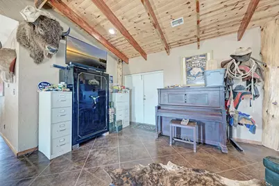 1155 County Road 304, Oglesby, TX 76561 - Photo 20