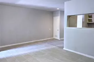 704 E 22nd St, Houston, TX 77008 - Photo 6