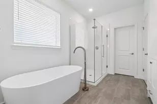 11822 Old Fashion Cir, Mont Belvieu, TX 77535 - Photo 12