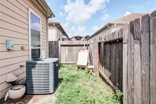 14926 Tuttle Point Dr, Houston, TX 77082 - Photo 14