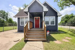 5302 Clay St, Houston, TX 77023 - Photo 1