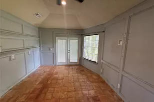 4514 Beechcraft St, Seabrook, TX 77586 - Photo 4