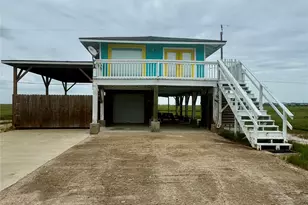 332 Seacoast Dr, Freeport, TX 77541 - Photo 1
