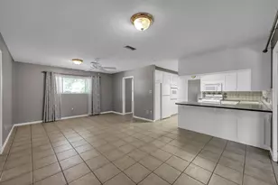 1107 Holly Dr, Conroe, TX 77301 - Photo 18