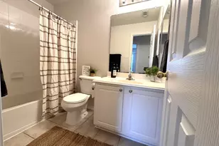 213 E Summerhaze Circle, The Woodlands, TX 77382 - Photo 20