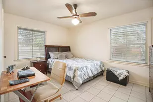 17 Manor Way, Galveston, TX 77550 - Photo 18