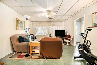 17 Manor Way, Galveston, TX 77550 - Photo 8