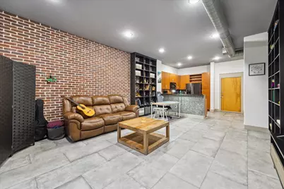 1901 Post Oak Boulevard #4304, Houston, TX 77056 - Photo 6