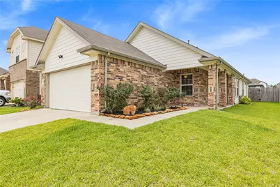 118 Bobcat Bend, Huntsville, TX 77320 - Photo 2