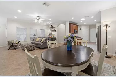 194 W Kentwick Place, Conroe, TX 77384 - Photo 10