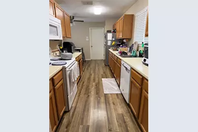 2920 Thistledown Drive, League City, TX 77573 - Photo 4