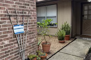 2920 Thistledown Dr, League City, TX 77573 - Photo 1