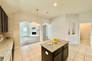 5018 Victory Shores Ln, Rosharon, TX 77583 - Photo 8