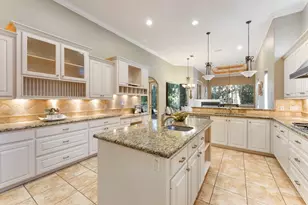 22802 Walden Way, Tomball, TX 77375 - Photo 18