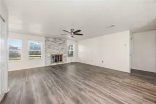 11103 Sageorchard Cir, Houston, TX 77089 - Photo 8