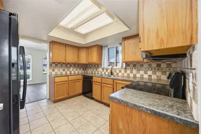 11103 Sageorchard Circle, Houston, TX 77089 - Photo 14