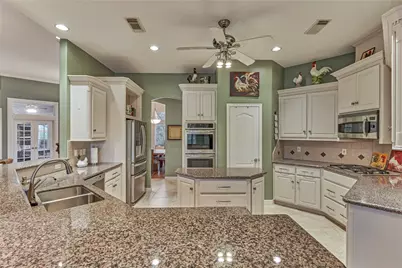 115 Brookgreen Circle N, Montgomery, TX 77356 - Photo 16