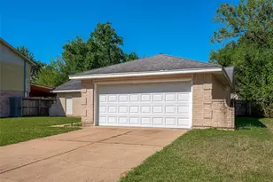 7615 Wovenwood Ln, Houston, TX 77041 - Photo 2