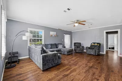 311 Burnett Drive, Baytown, TX 77520 - Photo 4