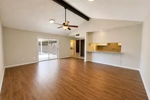 412 Breezy Ln, Wharton, TX 77488 - Photo 4