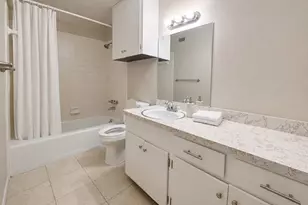 412 Breezy Ln, Wharton, TX 77488 - Photo 8