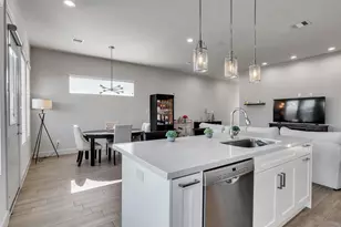 5702 Rucio Ln, Houston, TX 77092 - Photo 10