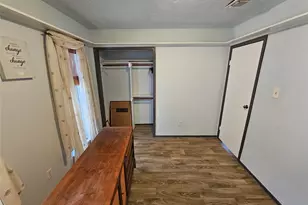 8319 Wind Veil Dr, Houston, TX 77040 - Photo 16