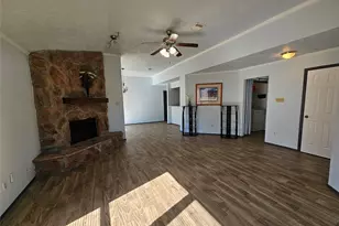 8319 Wind Veil Dr, Houston, TX 77040 - Photo 10