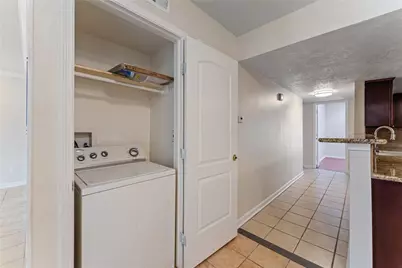 12633 Memorial Drive #50, Houston, TX 77024 - Photo 14