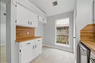 14403 Wandering Wood Dr, Houston, TX 77015 - Photo 6