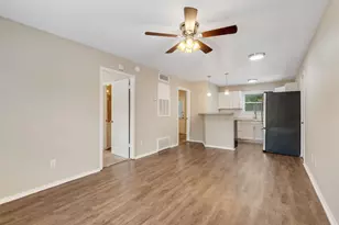 1511 Broadmoor Dr, Bryan, TX 77802 - Photo 4