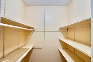 8215 Lugary Dr, Houston, TX 77074 - Photo 26