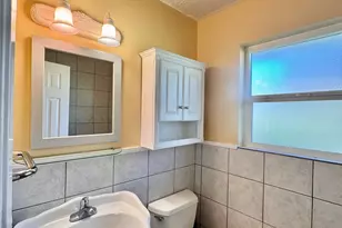 8215 Lugary Dr, Houston, TX 77074 - Photo 30