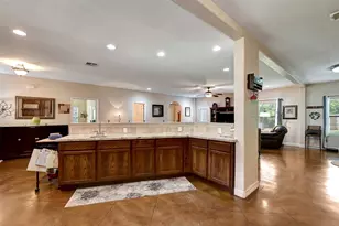 28030 Hwy 6, Hempstead, TX 77445 - Photo 16